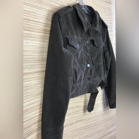 Free People Everlyn Velvet Cotton Blend Cropped Jacket in Moss/Dark Olive Size S - Picture 8 of 13